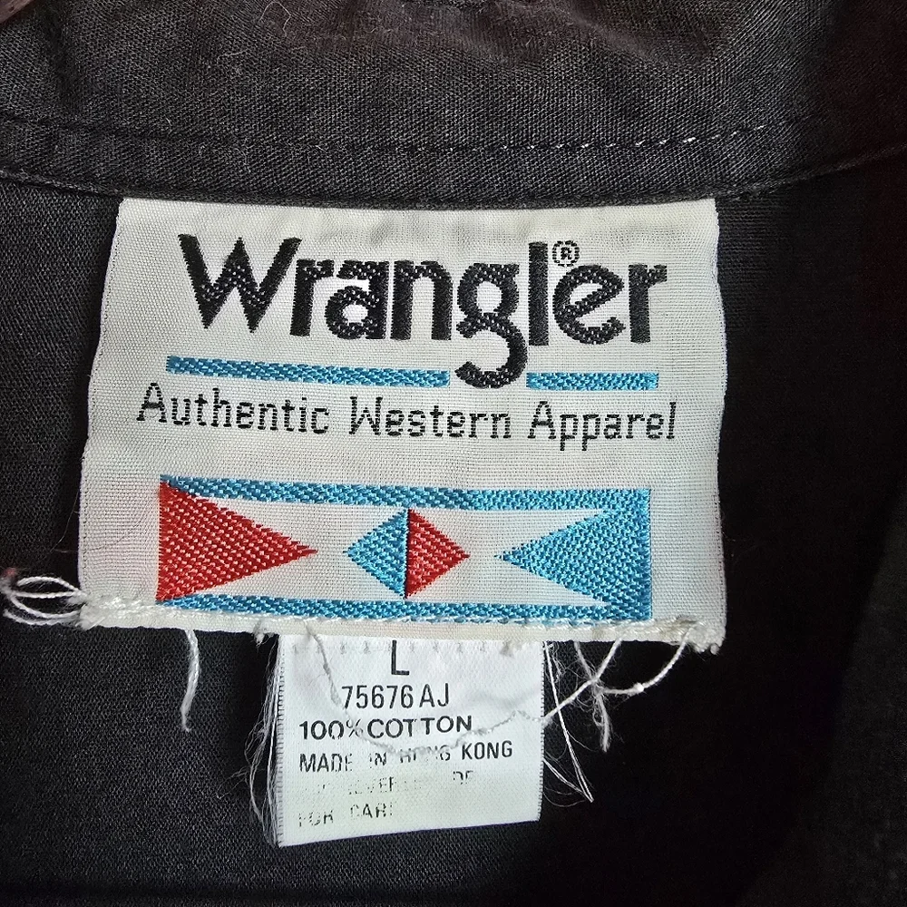 Wrangler Vintage Women's Western Rodeo Black Gold Foil Horse Shirt, Size Large - Picture 10 of 11